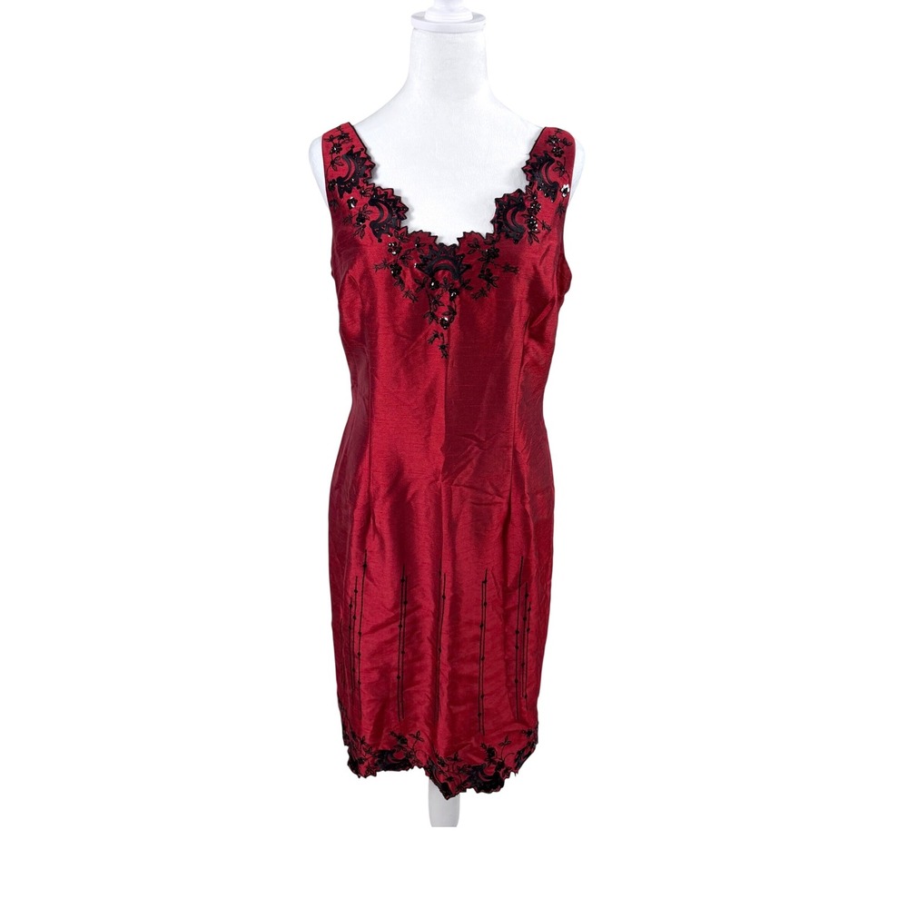 Maggy London Cocktail Dress Women 12 Red Beaded Embroidered Faux Silk Sleeveless